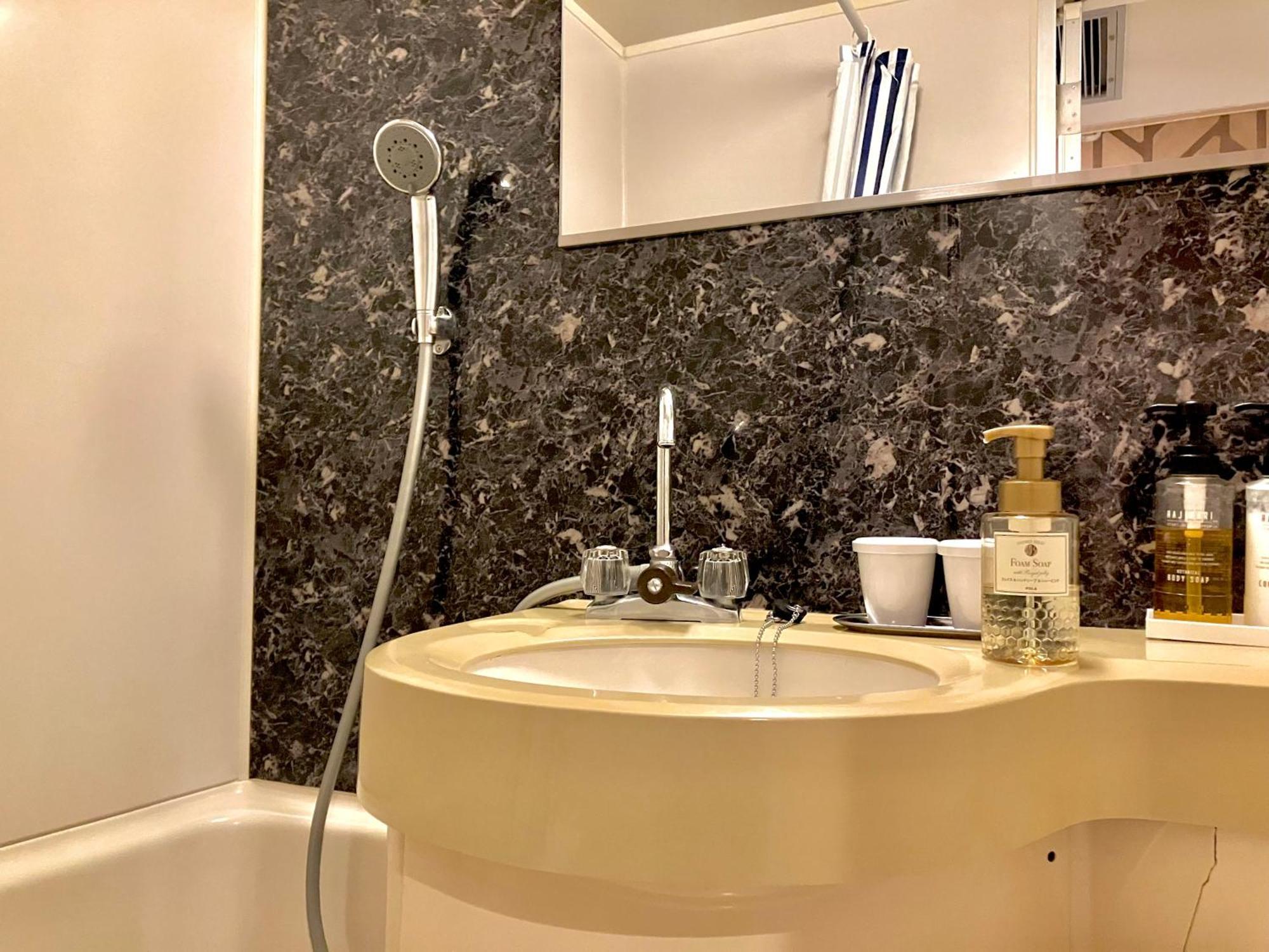 HOTEL LiVEMAX Mihara Ekimae Eksteriør billede